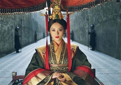 芈月与项羽有什么关系？