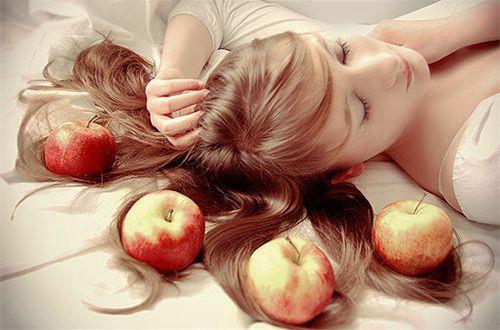 形容夜长难熬的句子 漫长的夜晚心情说说短句