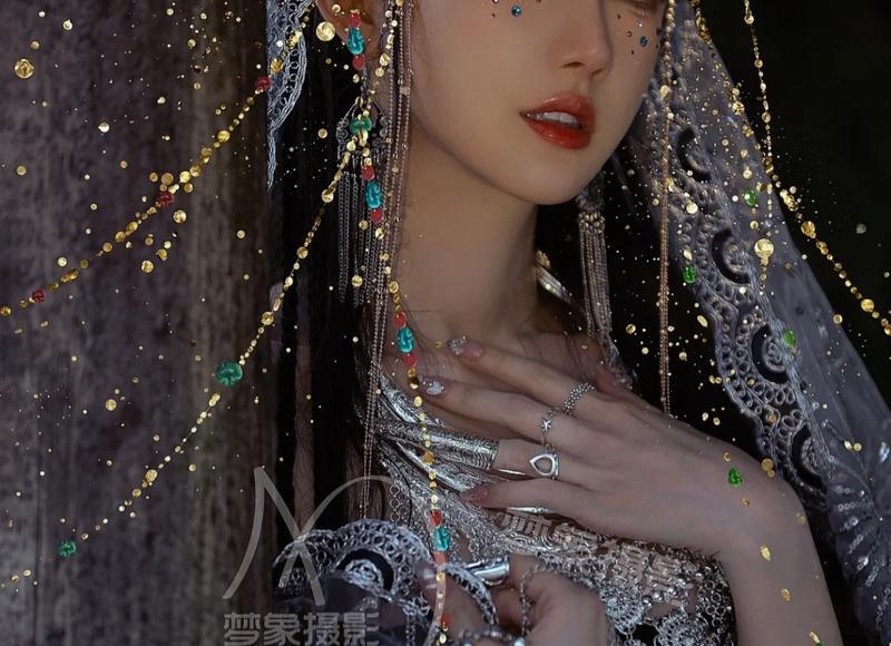 关于青山的土味情话《爱情里受了很多委屈鼓励的句子》