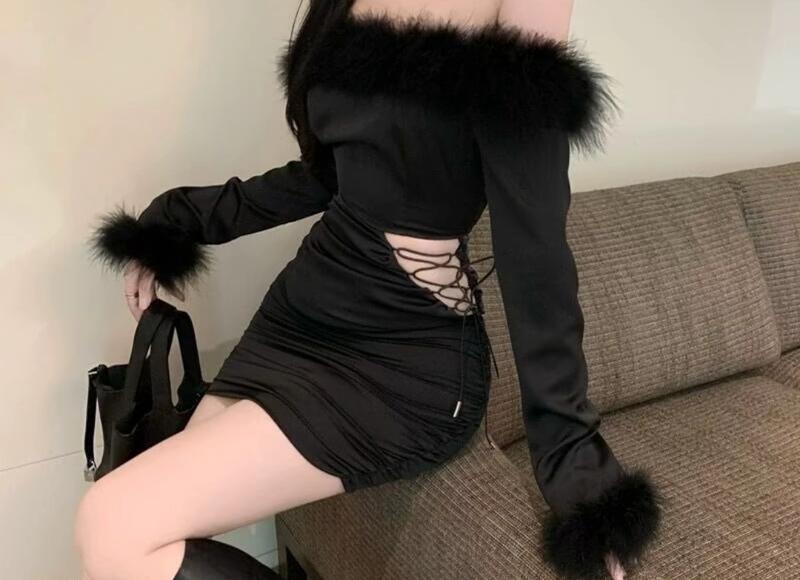 哄女朋友开心的情话：愿携你手共同书写甜蜜爱情