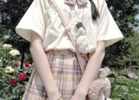 ​情感: 微信朋友圈关于爱情伤感的说说(精选50句)