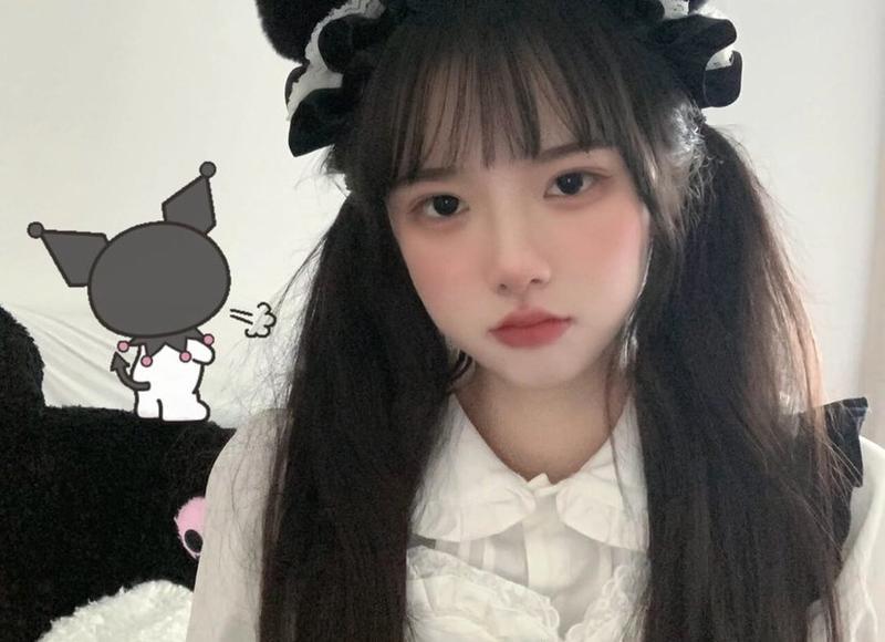 孤独难过伤感的图片(忧伤内涵句子说说心情短语)