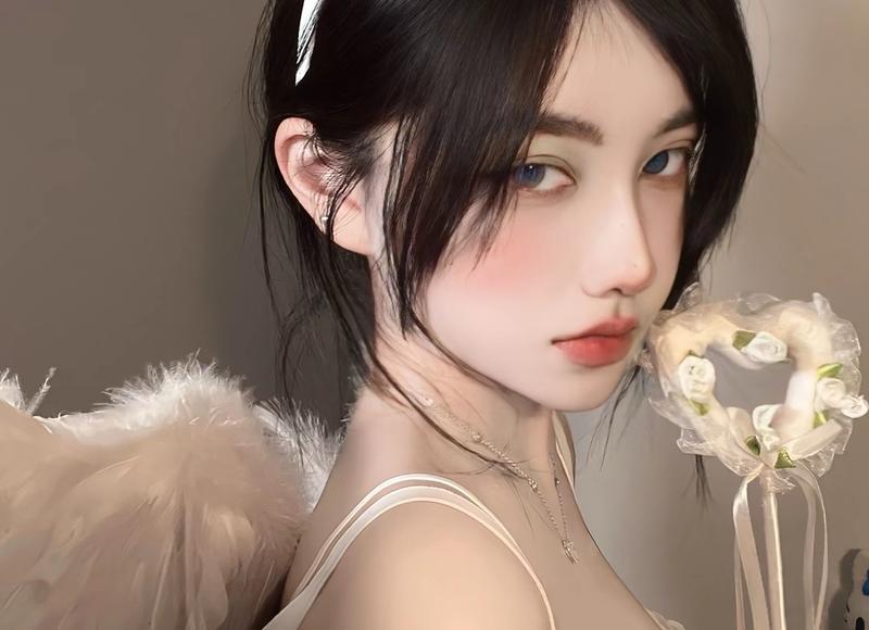 女生爱情伤感说说：一辈子就这样与你一起到老