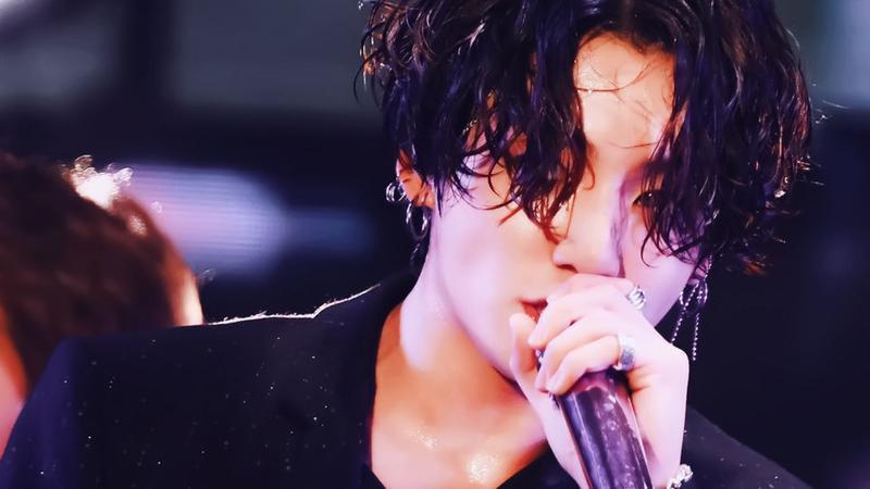 伤感说说大全：生活还在继续，我微笑着原谅了自己