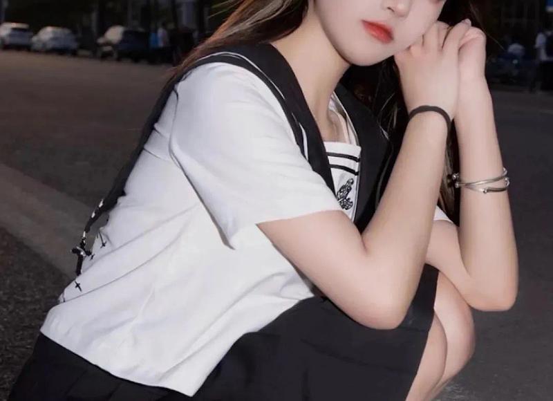 令人心痛的qq伤感说说：你永远是我无法说出口的伤