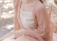 ​关于紫色花的唯美短句集合96条