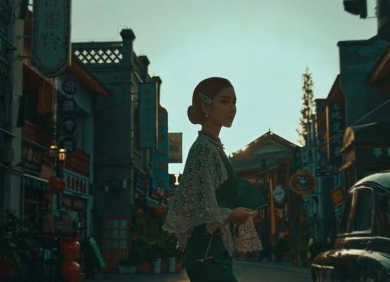 用最真挚的话，对烈士缅怀和悼念