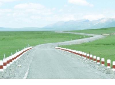 形容距离远心近的句子