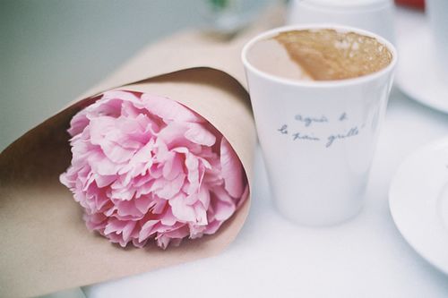 高端吸引男人的朋友圈说说(55句)