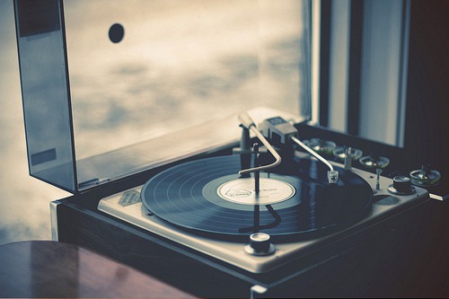 描写心情高兴的成语60句