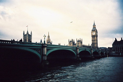 简历上的励志一句话(23句)