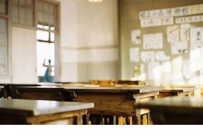 当生活为你关上一扇门的句子