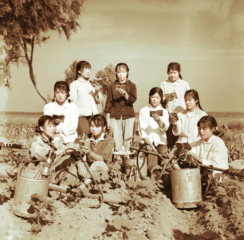 70年代老照片图库生活 七十年代老照片看看有你吗