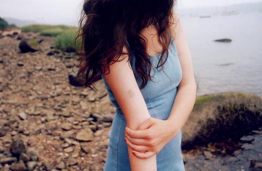 形容很饿饿夸张的句子