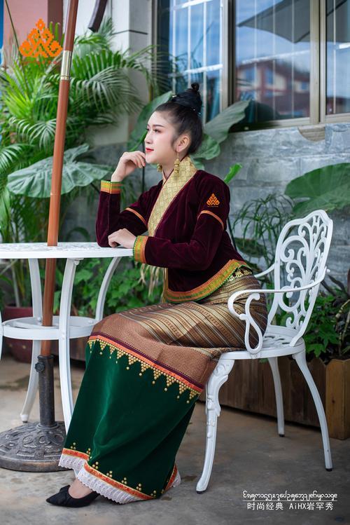 傣族生活服饰图片 傣族生活服饰图片简笔画