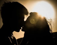 微博简单大方好听的情侣网名 最好听的简单情侣