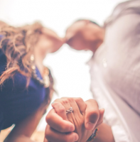 珍惜爱情的诗句 古人珍惜爱情的诗句