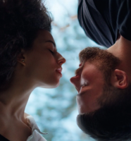 关于爱情的诗句经典 有关爱情的诗句大全