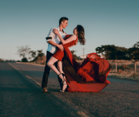 安静内心看淡一切网名 形容女人安静的网名