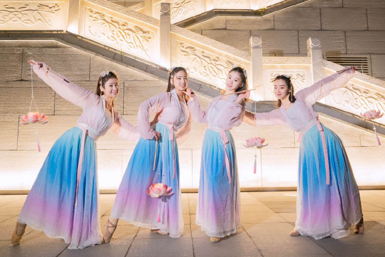 1598196539183616.png image.png