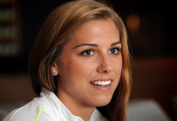 ​男生高冷到爆的两字网名（两个字的网名男生高冷560个）