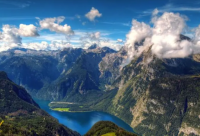 ​同学相聚的经典短句(热门40句)