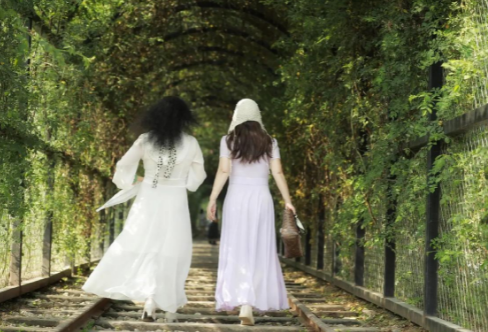 1712934715530495.png image.png