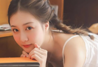 ​带偶像王者荣耀名字的网名