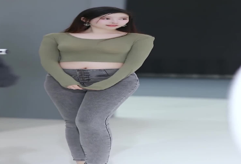 1747766593685539.png image.png