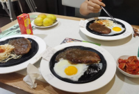 ​哄女朋友的土味情话3篇