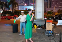 ​关于御姐发朋友圈的霸气句子（精选）